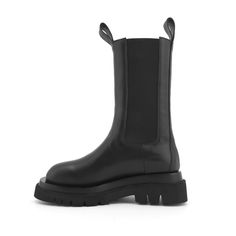 Sold Out Online Nwt Jessica Buurman Paula Basic Vegan Leather Ankle Boots. Size 39 (9), But Runs Small. Popular Black Ankle Boots, Vegan Ankle Boots Women, Black Anckle Boots, Street Style Shoes, Mid Heel Shoes, Free People Shoes, Latest Street Fashion, Heel Caps, White Boots