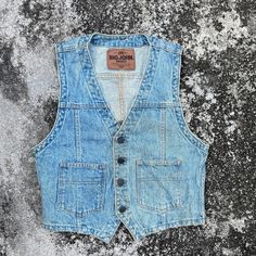 [DESCRIPTION] Please read the description first before buy my items‼️‼️ Vintage Big John Sleeveless Denim Jacket Size on tag : M Tag says M,fits like S (please refer the actual measurements given and compare it with best fitting clothes,by using the size on tag is not always accurate) All in good condition [MATERIAL] Cotton [MEASUREMENT] Measurement:  armpit to armpit : 18 inches  Back collar to bottom : 21 inches [CONDITION] - All in good condition  - Kindly please refer photo [PAYMENT & NOTICE Casual Denim Sleeveless Vest With Snap Buttons, Spring Utility Denim Sleeveless Vest, Spring Utility Sleeveless Denim Vest, Sleeveless Cotton Denim Jacket With Button Closure, Spring Sleeveless Utility Denim Vest, Denim Blue Washed Sleeveless Vest, Denim Blue Sleeveless Washed Vest, Casual Sleeveless Denim Jacket With Button Closure, Sleeveless Denim Blue Jacket With Button Closure