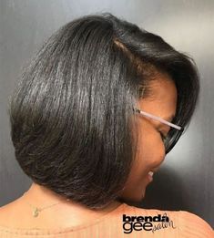 Smooth Black Hair Bob Curled Bob Hairstyle, Edgy Bob Hairstyles, Kręcony Bob, Choppy Layered Bob Hairstyles, Long Layered Bob Hairstyles, Weave Bob Hairstyles, Bob Hairstyles For Black Women, Sleek Bob Hairstyles, Relaxed Hairstyles