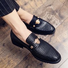 Dress Shoes Men Loafers, Black Dress Loafers, Men's Formal Wear, Mens Black Dress Shoes, Cap Toe Shoes, Mens Formal Wear, Leather Brogues, Black Dress Shoes, Business Dress