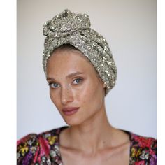 This Sequin Turban is a statement piece perfect for accompanying your holiday and special occasion outfits. Featuring a gorgeous wavy detail that adds dimension and subtly steals the show with its soft blush color, this unique turban is bound to get those compliments rolling.  The best part? This turban is designed to be worn 'as is'!  Each turban was designed with comfort, style, and wearability in mind, so there is absolutely no trying or closing involved. Simply place the turban on your head Bridal Turban, Vintage Turban, Fashion Turban, Mode Turban, Turban Hat, Special Occasion Outfits, Wedding Fashion, Turbans, Blush Color