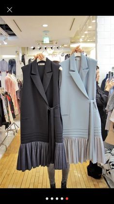 Long Sleeveless Vest, Wrap Vest, Elegant Blazers, Sleeveless Blazer, Pleated Shirt, Long Vests, Vest Coat, Casual Lace, Blazer Dress