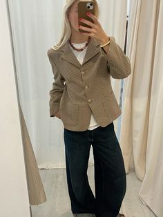 Americana Outfits, Friends Clothing, Christmas Outfit Ideas, Blazer Outfits For Women, Classic Outfit, Christmas Outfits, Blazer Outfits, Christmas Fashion