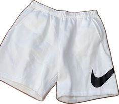 Casual White Shorts For Leisure, Nike White Streetwear Shorts, White Casual Shorts For Streetwear, Nike Casual White Bottoms, White Nike Bottoms For Streetwear, Nike White Bottoms For Streetwear, Casual White Athletic Shorts, Nike White Leisure Bottoms, White Casual Sports Shorts