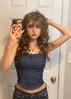 #altstyle #alternativefashion #grunge #aesthetic #grungeaesthetic #grungemoody #aestheticposts #model #fashionmodel #influencer Fluffy Hair Girl, Messy Hair Girl, Dress Kawaii, Hair Inspiration Long, Kawaii Clothing, Punk Hair, Hair Advice, Gothic Clothing