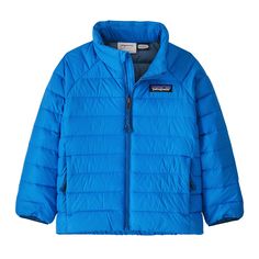 Keep your little one toasty warm even when the snow settles in. The infants' Patagonia Down Sweater layers easily for warmth in colder conditions so you both can get out for some fresh air. Ocean Plastic Pollution, Baby Patagonia, Patagonia Down Sweater, Patagonia Kids, Fishing Nets, Sweater Layering, Plastic Pollution, Kids Trend, Patagonia Jacket