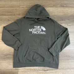 The North Face Hoodie Fine Alpine Equipment Large Logo Graphic Dark Gray XL. * Stain photographed The North Face Cotton Hooded Hoodie, The North Face Cotton Long Sleeve Hoodie, The North Face Hooded Streetwear Top, The North Face Winter Hooded Top, Hooded The North Face Tops For Streetwear, The North Face Hooded Top For Streetwear, The North Face Sporty Hoodie, The North Face Streetwear Top With Drawstring Hood, Casual The North Face Hoodie For Streetwear