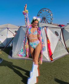 Groovy Festival Outfits, Pastel Festival Outfit, Groovy Rave Outfit, Retro Festival Outfits, Womens Festival Outfits, Rave Pasties Outfit, Rave Theme Outfits, Edc Rave Outfits, Hippie Rave Outfits