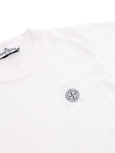 White childrens t-shirt with contrasting Stone Island logo in cotton.Composition: 100% COTTON Cotton T-shirt With Logo Emblem For Streetwear, Basic Cotton Tops With Logo Detail, Classic Cotton T-shirt With Logo Patch, Classic Crew Neck Top With Logo Patch, White Cotton Tops With Logo Patch, Classic Short Sleeve T-shirt With Logo Patch, White Crew Neck T-shirt With Logo Patch, White Short Sleeve Top With Logo Patch, Cotton Crew Neck T-shirt With Logo Emblem