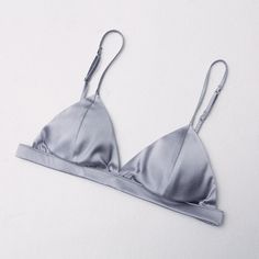 Award yourself or your beloved ones with this luxury silk lace bralette. Material: 19momme stretch silk charmeuse: 88% mulberry silk, 12% spandex for stretchy. The garment is lightweight, breathable, healthy, comfortable, just like your second skin.-----FEATURES------- Comfortable and stylish Seamless bras.- Hook & eye closure so can be adjusted to the desired tightness and support level- Adjustable Straps to ensure adequate support/push-up. Non-slip straps.- Bras feature an interior cup pocket Seamless Bras, Silk Bra, Bra Hooks, Blush And Grey, Style Français, Silk Lace, Twilly, Luxury Silk, Seamless Bra