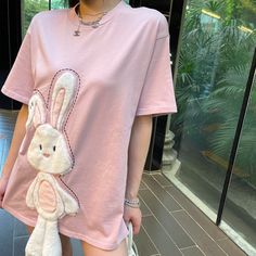 Sofitte 22SS Childlike Classic Doll Bunny Tee Material: 100% Cotton Size Chart Chest Shoulder Width Length 1 110 CM 54 CM 70 CM 2 114 CM 56 CM 72 CM 3 118 CM 58 CM 74 CM Kawaii Relaxed Fit Tops For Spring, Kawaii Cotton Tops For Spring, White Kawaii Tops For Spring, Cute Pink Short Sleeve Blouse, Kawaii Style Blouse For Spring, Kawaii Cotton Tops, Spring Kawaii Cotton Tops, Pink Kawaii Shirt For Spring, Spring Cotton Kawaii Tops