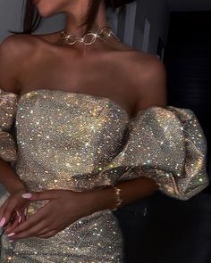 Glitter Photography, Boujee Aesthetic, Classy Aesthetic, Sparkly Dress, Glitz And Glam, Rich Girl, Aesthetic Vintage, Mode Vintage, Makeup Trends