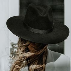 "Looking for a hat that exudes confidence and style? Look no further than the Sandoval Fedora black Felt Hat. This chic fedora is handmade in Mexico from high-quality wool felt, and features a wide, stiff brim that adds character. Whether you're dressing up for a special occasion or just want to add some flair to your everyday look, this hat is the perfect accessory. * Handmade in México * Made from natural materials * 5-star rated model * Etsy's pick: selected by Etsy's style and trend editors SIZES Medium (M) = head circumference of 56 - 58.5cm Large (L) = head circumference of 58.5 - 60cm HOW DO I KNOW MY SIZE Discover your size with a measurement tape. Position the tape above your ears and exactly around your head where you want to wear the hat's brim. DIMENSIONS Brim: 10cm / 3.93\" in Modern Wide Brim Hat For Everyday, Modern Wide Brim Fedora For Everyday, Modern Curved Brim Hat For Fall, Modern Curved Brim Fall Hats, Modern Fedora With Short Brim For Everyday, Modern Flat Brim Felt Hat For Fall, Modern Wide Brim Felt Hat For Fall, Modern Felt Hat With Flat Brim For Fall, Classic Winter Fedora Panama Hat