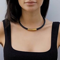 A beautiful black and gold choker neclace, Sophisticated and elegant this choker necklace will upgrade any outfit!  Choose from two adjustable lengthes: 15"+3" extender or 17"+3" extender Available in silver plating as well. *   *   *   *   *   *   *   *   *   *   *    Materials: 0.31"/8mm thick black silicone cord gold plated brass elements - matte finish silver plated brass elements - matte finish Measurments: gold bar width: 2"/5cm gold bar height: 0.39"/1cm For more from this collection clic Lingot D'or, Black Choker, Gold Choker, Bar Height, Gold Bar, Necklace For Women, Black And Gold, Gold Pendant, My Jewellery