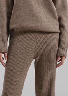 Color: Brown Midweight wool blend fabric Regular fit Flare leg Ribbed detailing Elasticated waist Slip-on style Unlined 50% Merino Wool 40% Polyamide 10% Cashmere Dry Clean By The Frankie Shop. Imported