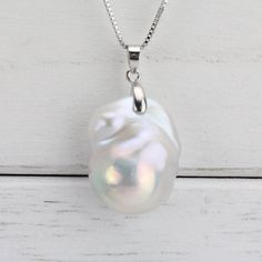 Large baroque pearl necklace,huge jumbo flameball pearl pendant necklace,big nucleated fireball pear Chunky Pearl Necklace, Baroque Pearl Pendant, Large Pearl Earrings, Pearl Jewelry Gift, Hardware Jewelry, Pearl Statement Necklace, Black Pearl Necklace, Necklace Big, Floating Necklace