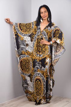 "Kaftan Dress, Large Maxi Dress, Long boho chic dress, Summer dress, Gala evening dress, loose fit statement dress PRODUCT SIZE : up to US 24 * Chest: free up to 32 - 58\" * Waist: free up to 58\" * Hips: free up to 56\" * Length: 56-57\" from shoulder to hem, measured laying flat - when hanging it measures up to 58\" ) MATERIAL * ITY Polyester * No lining MODEL : * Model chest : 32\", waist : 24\" hips : 35\" * Combined Height is 5\"6 > I'm 5\"2 (158cm) and I'm wearing 4\" heels in the pictures Dress For Photoshoot, Dress Gala, Photoshoot Summer, Dress Loose Fit, Coverup Swimsuit, One Shoulder Prom Dress, Application Icon, Maxi Dress Long, Boho Chic Dress