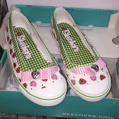 Skechers Cali For Girls New With Original Box. Textile Upper Excellent For Spring Cute Shoes Y2k, Cute Synthetic Sneakers For Summer, Cute Summer Synthetic Sneakers, Cute Synthetic Summer Sneakers, Cheap Wishlist, Strawberry Shoes, Urban Shoes, Shoes Skechers, Shoe Designs