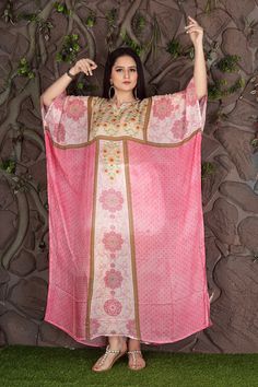 Graceful Full length pink colored Evening Kaftan Cover up printed Abstract Floral Flowing, silky pink caftan to wear at the beach or pool or relaxing or entertaining at home. Silk kaftan with splendid and expensive-look floral print kaftan wave to attract attention of audience. This roomy silk beach wear kaftan boasts digitally printed silk, an alluring round neckline. Wearing this silk cover up kaftan, you get the feeling of vintage style. So what are you waiting for, style up today and mesmeri Silk Dress Beach, Evening Kaftan, Long Silk Dress, Ladies Caftan, Silk Caftan, Kaftan Gown, Beach Caftan, Beach Kaftan, Beachwear Collection