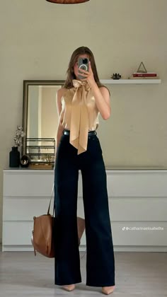 Outfit Formal Verano, Libra Rising Style, Elegant Classy Outfits Chic, Elegant Birthday Outfit Classy, Summer Modest Outfits, Winter Outfit Casual, Outfit Formal Mujer, Statement Jackets, Trending Colors