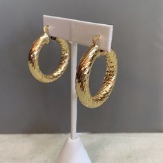 Chunky Gold Earrings With Gold Over Rhodium. Never Worn Elegant Textured Jewelry For Anniversary, Modern Textured Round Earrings, Elegant Textured Round Jewelry, Gold Chunky Earrings, Clip On Tassel Earrings, Chunky Gold Earrings, Chunky Earrings, Vintage Sapphire, Geometric Studs