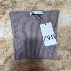 Adorable Brand New Crop Top! Zara Cozy Fitted Tops, Casual Ribbed Knit Top By Zara, Zara Soft Knit Top For Spring, Casual Ribbed Zara Knit Top, Casual Zara Ribbed Knit Top, Chic Zara Soft Knit Tops, Trendy Zara Soft Knit Tops, New Crop Top, Zara Knit