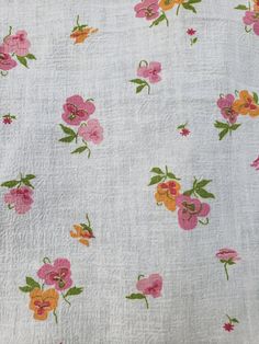 Description: Gorgeous 1950/1960s novelty print fabric. Features a small scale pattern of pink and orange pansies on a white background. Unsure of exact fabric content, has a texture that almost feels like a seersucker, possibly a cotton plissé. Measurements: 37 inches wide by 133 inches long ( 3 yards 25 inches) Please note there is one small square cut out of one end. I measured only the complete sides, so the excess at the square is bonus fabric - about 12 inches in height. Condition: Excellen Orange Pansies, Red Day, Scale Pattern, Compost Bags, Square Cut, Novelty Print, Floral Fabric, Print Fabric, Pansies