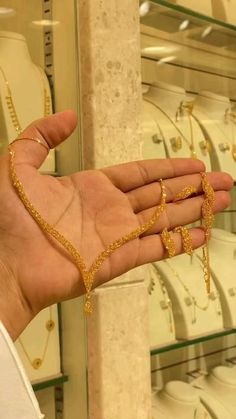 Gold Necklace Arabic Design, Arab Gold Jewelry Set, Gold V Necklace, Arabic Gold Ring Design, Arabic Jewelry Traditional Gold, Gold Arab Jewelry, Arab Gold Jewelry Wedding, Dahab Gold Somali