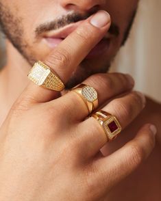 [PaidLink] The Single Stone Ring Is Available In Yellow Gold. Made In 10Kt Gold Stones: Cubic Zirconium #mensjewelryringsgold Gold Ring For Man Unique Weddings, Gold Ring For Boys, Boy Ring Design, Boys Engagement Ring, Gold Rings For Men Unique, Boys Rings Design Gold, Boys Gold Ring, Mens Gold Ring Vintage, Men's Rings Gold Indian