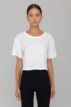 Our take on the cropped tee in our new Laura fabric - 100%, breathable recycled cotton. Featuring dropped shoulders and a wide crew neckline, The Laura Crop Boxy Tee is a classic silhouette designed to live in and last a lifetime. Relaxed Fit Cropped T-shirt For Everyday, Basic Crew Neck Crop Top With Relaxed Fit, Boxy Cotton Cropped Shirt For Everyday, Effortless Boxy Crew Neck Top, Basic Relaxed Fit Cropped Shirt With Crew Neck, Relaxed Fit Cropped T-shirt, Summer Cropped Muscle Tee In Relaxed Fit, Boxy Fit Cotton Cropped Shirt For Everyday, Basic Cropped T-shirt With Relaxed Fit