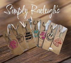 six different keychains with the words simply radelights written on them