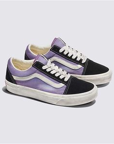 Retro Purple Low-top Sneakers, Purple Vans Sneakers With Rubber Sole, Purple Vans Sneakers For Skateboarding, Music And Fashion, Back To School Shoes, Footwear Design, Van Doren, Vans Logo, Vintage Vans