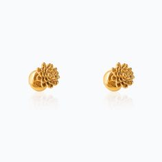 [especificaciones] Dimensions: 0.35" tall x 0.35" wide Metal: 18k yellow gold [/especificaciones] [descripcion_producto] Inspired on the Dalia, Mexico's beautiful national flower, these earrings are handmade in 18k yellow gold. salto_linea Inspired by the Dalia, Mexico’s beautiful national flower, this collection is presented in full Bloom with all the crowned circles characteristic of this flower, as well as in the simplicity of each petal. Femenine, very fashionable, and made with TANE’s high- Luxury Yellow Gold Flower Earrings, Flower Shaped Yellow Gold-plated Earrings, Formal Yellow Gold-plated Flower Earrings, Yellow Gold Flower-shaped Gold Plated Earrings, Yellow Gold Plated Flower Earrings, Formal Yellow Gold Plated Flower Earrings, Gold Plated Yellow Gold Flower Earrings, Wedding Flower Earrings In 14k Yellow Gold, Delicate Yellow Gold Plated Flower Earrings