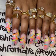 Long Curved Acrylic Nails Art Designs, 90’s Airbrush Nails, 90s Nails Acrylic Curved, 90s Curved Nails Medium, 90s Toe Nail Designs, Medium Curved Acrylic Nails, Medium Curved Nails, Curve Nail Designs, Freaknik Nail Ideas