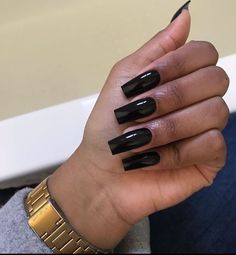 Square Black Acrylic Nails, Black Nails On Dark Skin, All Black Nails Acrylic, All Black Acrylic Nails, Black Acrylic Nails Coffin, Nails On Dark Skin, Y2k Lifestyle, Nails Dark Skin, Nails Dark