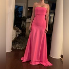 Nwt Love Lola Floor Length Neon Pink Tube Top Silky Formal Dress, Small Pink Tube Top, Dress Small, Formal Dress, Tube Top, Neon Pink, Floor Length, Pink Ladies, Neon, Formal Dresses