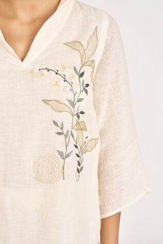 Off white linen tunic with placement floral pattern, heat pressed stippling details, multi color organza hand applique, silk and cotton thread embroidery. - Aza Fashions Camelia Flower, Honey Suckle, Flower Print Top, Embroidery On Kurtis, Kurti Embroidery Design, Off White Dresses, Kurta Designs Women, Top And Pants Set, Printed Sleeveless Top