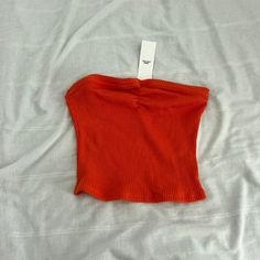 Urban Outfitters Orange Ribbed Tube Top Size Medium Condition: Nwt Color: Orange Details : - Ribbed - Stretchy - Sweetheart Neckline Extra: - I Ship Between 1-2 Days Ribbed Tube Top, Tube Top Outfits, Antlers Decor, Orange Details, Strapless Shirt, Orange Top, Going Out Tops, Simple Trendy Outfits, Pajama Shirt