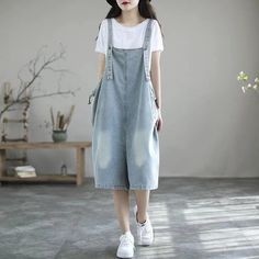 Denim Short Jumpsuit, Jeans Overall, Jumpsuit Summer, Summer Denim, Jumpsuits And Romper, Denim Romper, Linen Maxi Dress, Loose Outfit, Loose Sweater