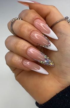 Almond Birthday Nails Designs, French Oval Nails Design, Long Oval Nails Acrylics, Coffin French Tip Nails With Design, Long Oval Nails Design, Oval Long Nails, Bling Almond Nails, Fancy Almond Nails, Almond Nails With Gems