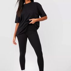 Co Ord Legging And Oversized Tshirt Set Black Us S Ize 8 X1 Leggings And A Tshirt, Tshirt Set, Gym Fits, Gym Outfits, Loose Tees, Gym Leggings, Tshirt Outfits, Co Ord, Outfits With Leggings