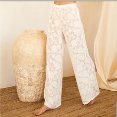 Pacsun Dipping Daisys White Milan Pants Large Fits Like A Medium Nwt White Bohemian Bottoms For Beach, White Bohemian Beach Bottoms, Bohemian White Beach Bottoms, White Bohemian Wide Leg Pants With Elastic Waistband, Bohemian White Wide Leg Pants With Elastic Waistband, White Summer Ankle-length Pants, White Ankle-length Summer Pants, White Bohemian Pants With Elastic Waistband, Bohemian White Pants With Elastic Waistband