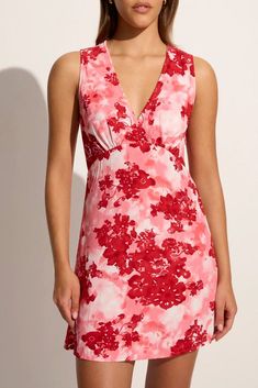 Nadja Mini Dress Rosella Floral - Faithfull the Brand Maxi Dress Sale, Faithfull The Brand, Feminine Dress, Floral Sleeveless, Crepe Fabric, Sleeveless Mini Dress, White Mini Dress, Red Floral, Feminine Style