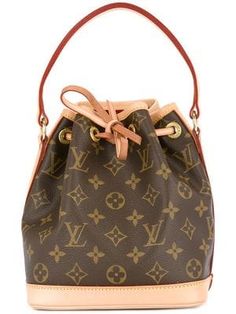 Louis Vuitton Outfit Ideas, Melie Louis Vuitton, Louis Vuitton Bag Outfit, Louis Vuitton Outfit, Vintage Designer Bags, Buy Louis Vuitton, Louis Vuitton Vintage, Dior Saddle, Monogram Tote Bags