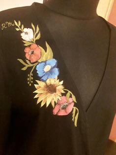 "Unique formal hand painted black blouse \"colorful flowers\", with elastic waist and a bow on the left side   Art for your heart - Imagine you can transform an ordinary blouse into a unique piece of art, using high quality colours.   Every product has an unique original painting, that you can not find anywhere else.   Personalisation is possible.   Fabric: 100% viscose. Colour : black Size : L   Heigh: 56 cm / 22 inch Bust: 94 cm / 38 inch Shoulders: 43 cm / 17,5 inch Sleeve lenght: 62 cm / 24, Fabric Paint Designs, Blouse Models, Blouse Pants, Embroidery Blouse Designs, Embroidery Blouse, Stylish Dress Designs, Fabric Painting, Black Paint, Stylish Dresses