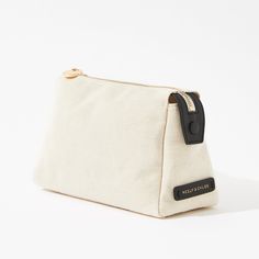 Ready to upgrade your cosmetic pouch? We’ve got your answer. Available in two perfect sizes, this pouch is perfect to organize all that chaos in your handbags. With a coated lining, the pouches will take you from the office to the beach and everywhere in between.