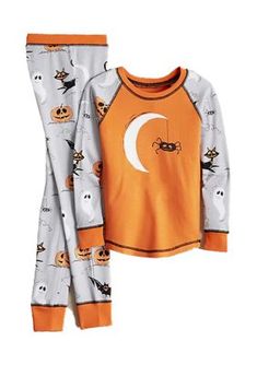 Munki Munki Boys 2-20 Spooky Sketchy Long Sleeve Pajama Set. Spooky sketches add festive appeal to this cozy boy's pajama set from Munki Munki, featuring a long sleeve top and matching pants. Spooky Sketches, Halloween Boys, Matching Pants, Long Sleeve Pyjamas, Baby & Toddler Clothing, Girls Fashion, Shop Home