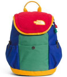 From The North Face&#x2C; this backpack features: Top grab handleTop-loader construction with a fleece lidShaped zipper pulls Padded back Padded shoulder straps 2 x water bottle pocketsMetal-snap pocket on the front of the pack provides more organizationSpacious internal&#x2C; zippered compartmentHook-and-loop sternum strap is easy for kids to use360-degree reflectivityInternal name tagPerfect for little explorers and preschoolersAvg Weight approx.&#0 Explorer Backpack, North Face Brand, North Face Kids, Boys Backpacks, The Youth, Comfortable Tops, Trail Running Shoes, Zipper Pulls, Kids Backpacks