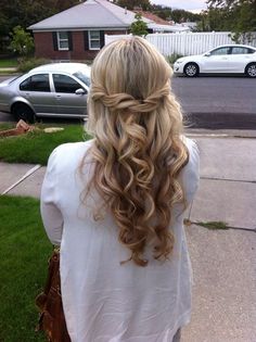 Diy Prom Hairstyles, Formal Curls, Semi Formal Hairstyles, Hairstyles Formal, Curly Prom Hair, Diy Prom, Formal Hairstyles For Long Hair, Hair Curling Tutorial, Curls Hair