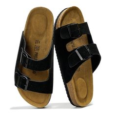 PRICES MAY VARY. 𝟭𝟬𝟬% 𝗚𝗲𝗻𝘂𝗶𝗻𝗲 𝗟𝗲𝗮𝘁𝗵𝗲𝗿 𝗮𝗻𝗱 𝗦𝗶𝘇𝗶𝗻𝗴: The Project Cloud Arizona Men's Sandals are crafted in whole sizes, for half sizes, we recommend going up a half size for a perfect fit. These sandals are designed with 100% genuine leather upper, lining and insole, providing superior comfort and durability. Perfect for men who value quality and comfort in their footwear. 𝗡𝗮𝘁𝘂𝗿𝗮𝗹 𝗖𝗼𝗿𝗸 𝗙𝗼𝗼𝘁𝗯𝗲𝗱: This mens slippers features a 100% natural cork footbed, off Slides For Men, Flip Flops For Men, Men Footwear, Men Slippers, Slippers For Men, Men Slides, Sandals For Men, Men Sandals, Mens Slides